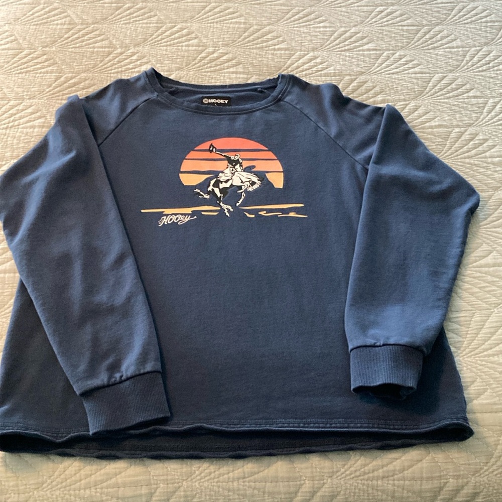 Hooey sweatshirt with straight raw hem bottom